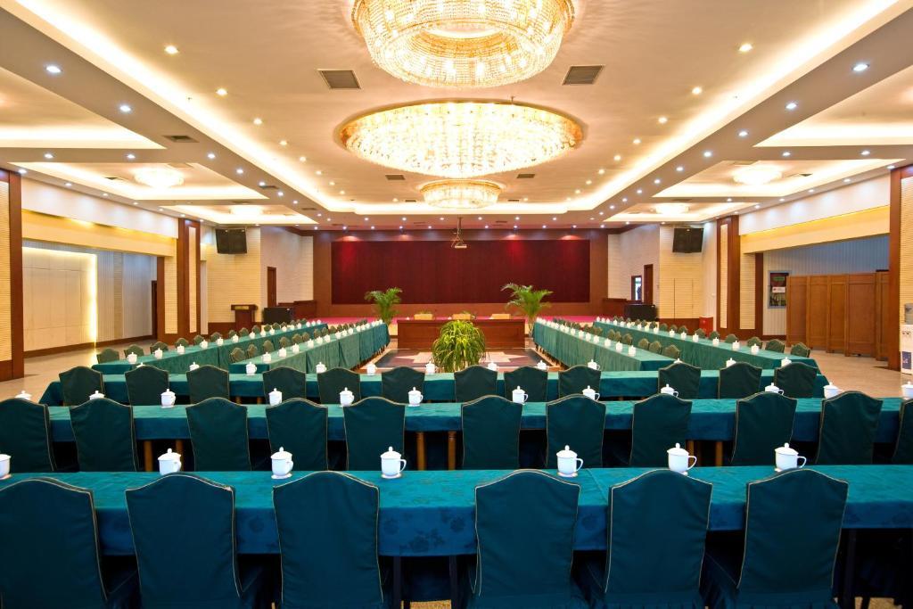 Shijiazhuang Jin Yuan Hotel Exteriör bild